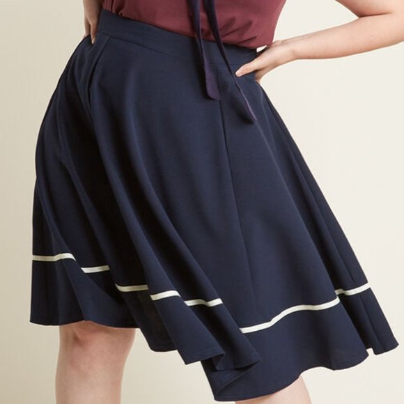 Modcloth Dresses & Skirts - Modcloth Just This Sway Trimmed A-Line Skirt Navy